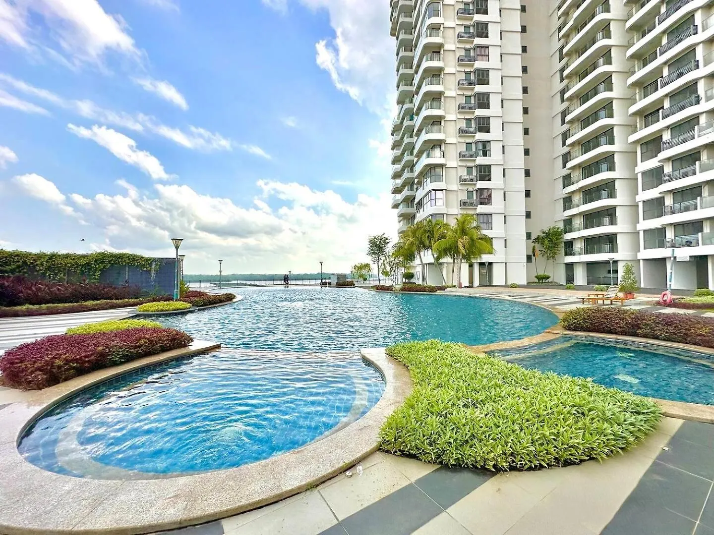 Apartment Royal Strand Country Garden Danga Bay Johor Bahru